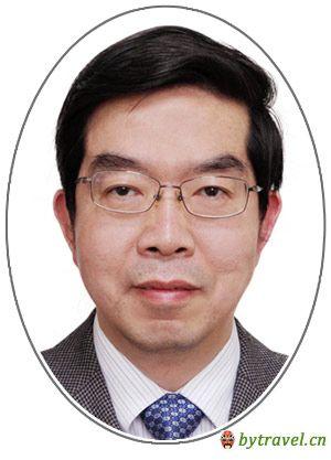 黄震